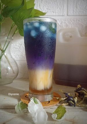 Foto resep Es Teh Bunga Telang Madu Yakult #319