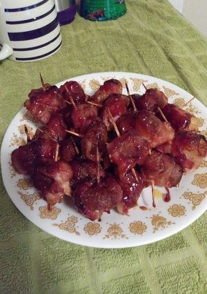 A picture of "Kid Friendly" Rumaki (no chicken livers).