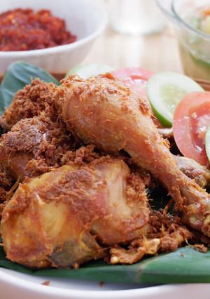 Foto resep Ayam Goreng Telur Ungkep
