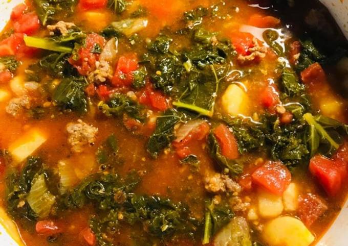 Kale and roasted vegetable soup