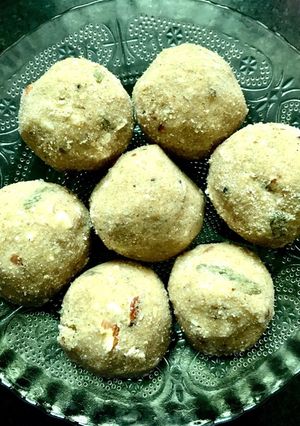 A picture of Churma (pachdhari)laddu.