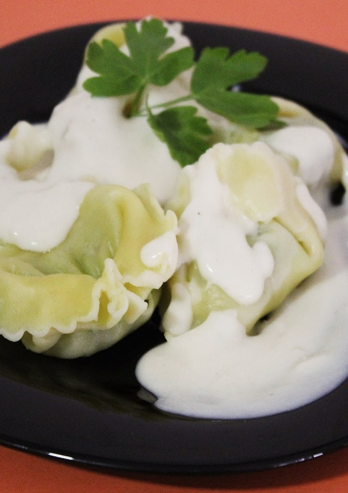 Una foto de Raviolis de espinacas y queso