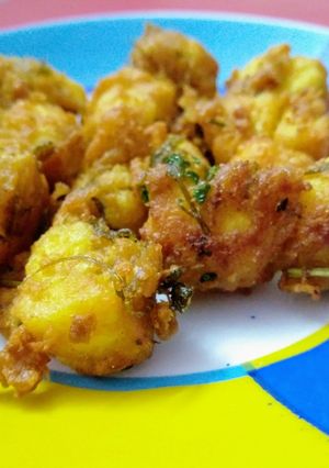 A picture of Paneer fritters.