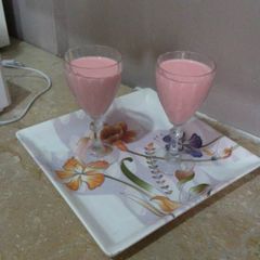 A picture of Rose Milk.