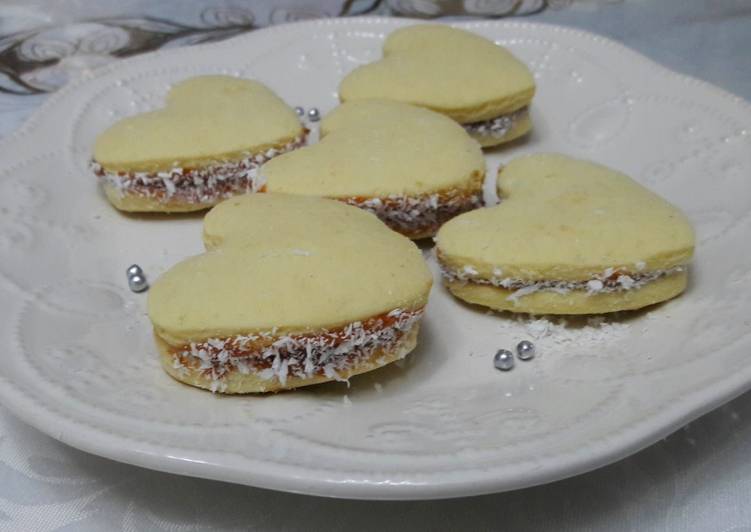 Alfajores de Maicena Receta de Doris Jaime Cookpad Alfajores de Maicena Receta de Doris Jaime Cookpad