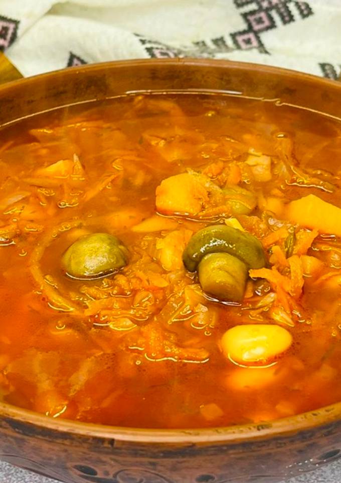 Український борщ з грибами/Рецепт пісного борщу за бабусиним рецептом/Українська кухня