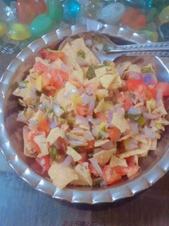 पापड़ भेल (papad bhel recipe in Hindi) रेसिपी मुख्य फोटो