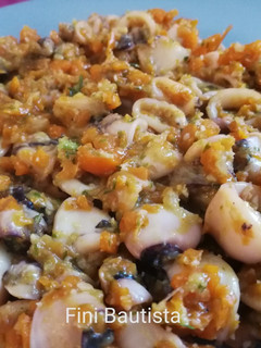 Una foto de Calamares al vino