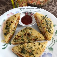 A picture of Cheesy Veg Paneer Toasted Sandwich.