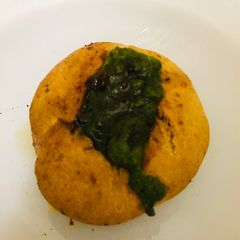 A picture of Moong Dal Kachoris.