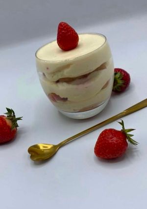 Une photo de Tiramisu aux Fraises Individuel