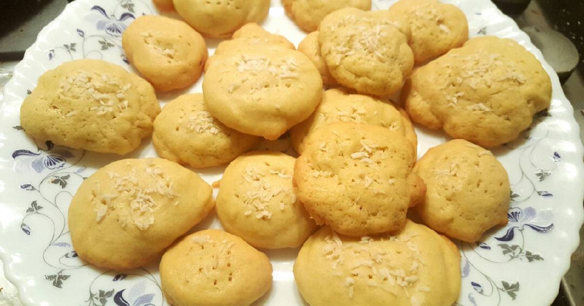 Homemade cake mix biscuits ☺ Recipe by AK 👩🏻‍🍳 - Cookpad