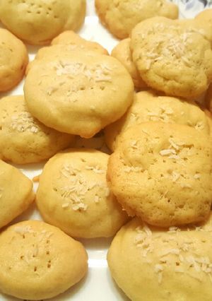 A picture of Homemade cake mix biscuits ☺.