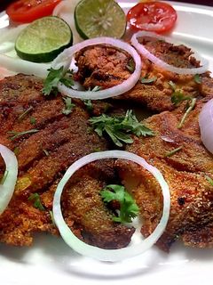 पापलेट फ्राय (paplet fry recipe in marathi) रेसिपी चे मुख्य फोटो