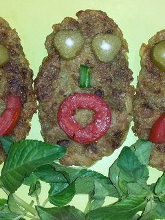 عکسی از دستور تزیین کتلت کودکانه
