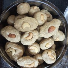 A picture of Punjabi Pinni.
