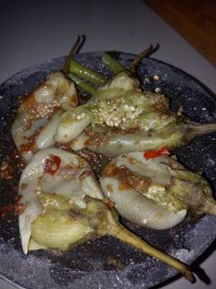 Foto resep Terong penyet endes
