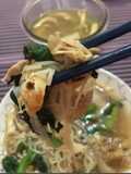 Mee Suah In Chicken With Ginger And Oyster Mushrooms Soup