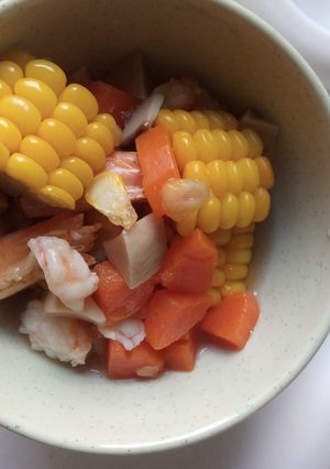 Hình của món Soup Tôm nấu rau củ cho bé ăn dặm.