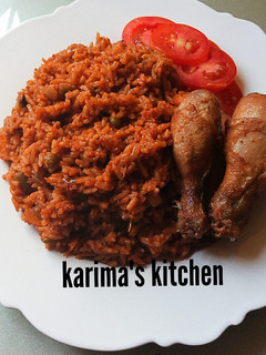 A picture of Jollof rice.