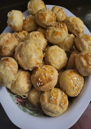 Egyszerű tejfölös pogácsa recept fotója
