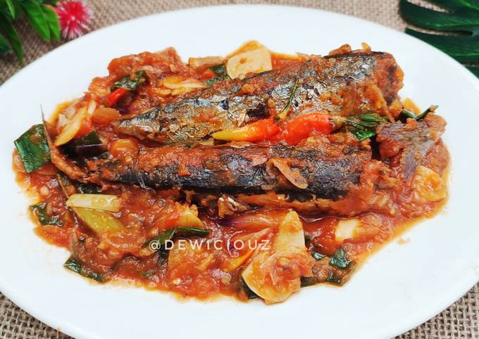 Resep Ikan Pindang Bumbu Sarden Oleh Dewi Kumala Cookpad