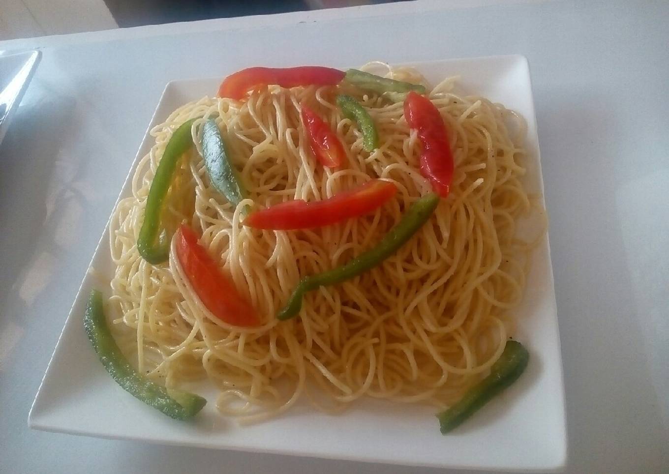 Boiled spaghetti