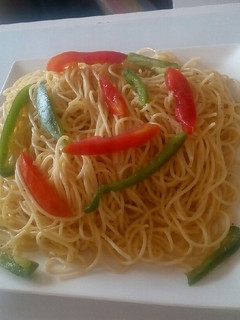 A picture of Boiled spaghetti.