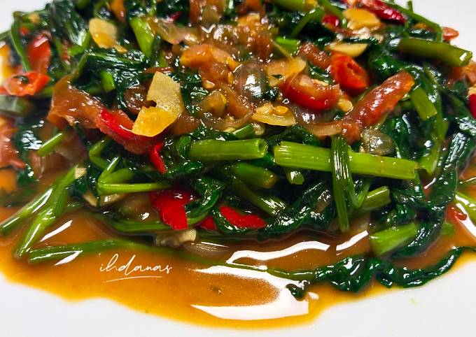 Resep Tumis Kangkung Saus Tiram Ala Resto Tips Biar Warnanya Hijau