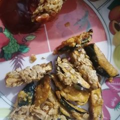 A picture of Crispy fried egg plant.
