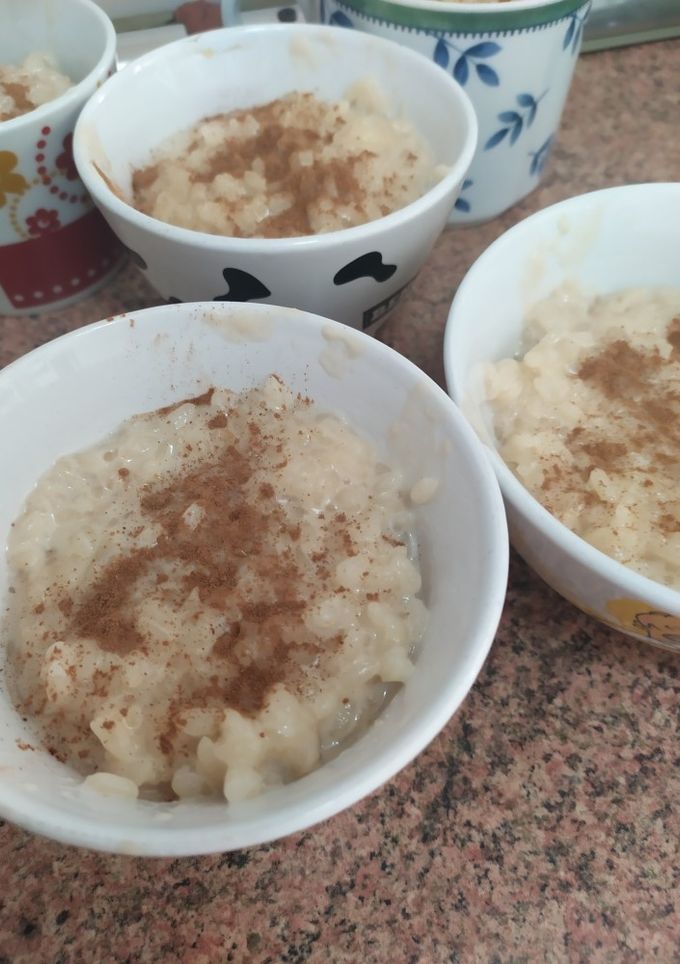 Una foto de Arroz con leche y esencia de vainilla