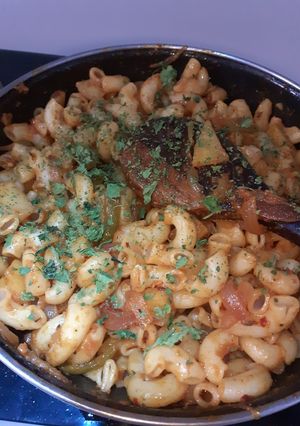 A picture of Masala macroni.