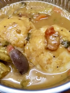 ஹோட்டல் ஸ்டைல் இட்லி சாம்பார் செய்முறை முக்கிய புகைப்படம்