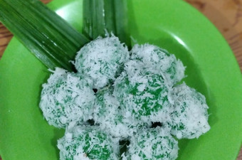Bagaimana Membuat Klepon Enak Dan Mudah