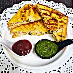 A picture of Curd Creamy Sandwich.