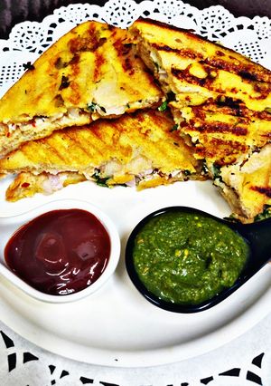 A picture of Curd Creamy Sandwich.