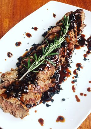 Una foto de Solomillo ibérico con reducción de Pedro Ximénez