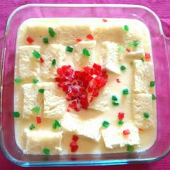 A picture of Bread and Butter pudding.