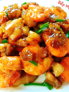 Hình của món Tôm thịt rim mặn ngọt.