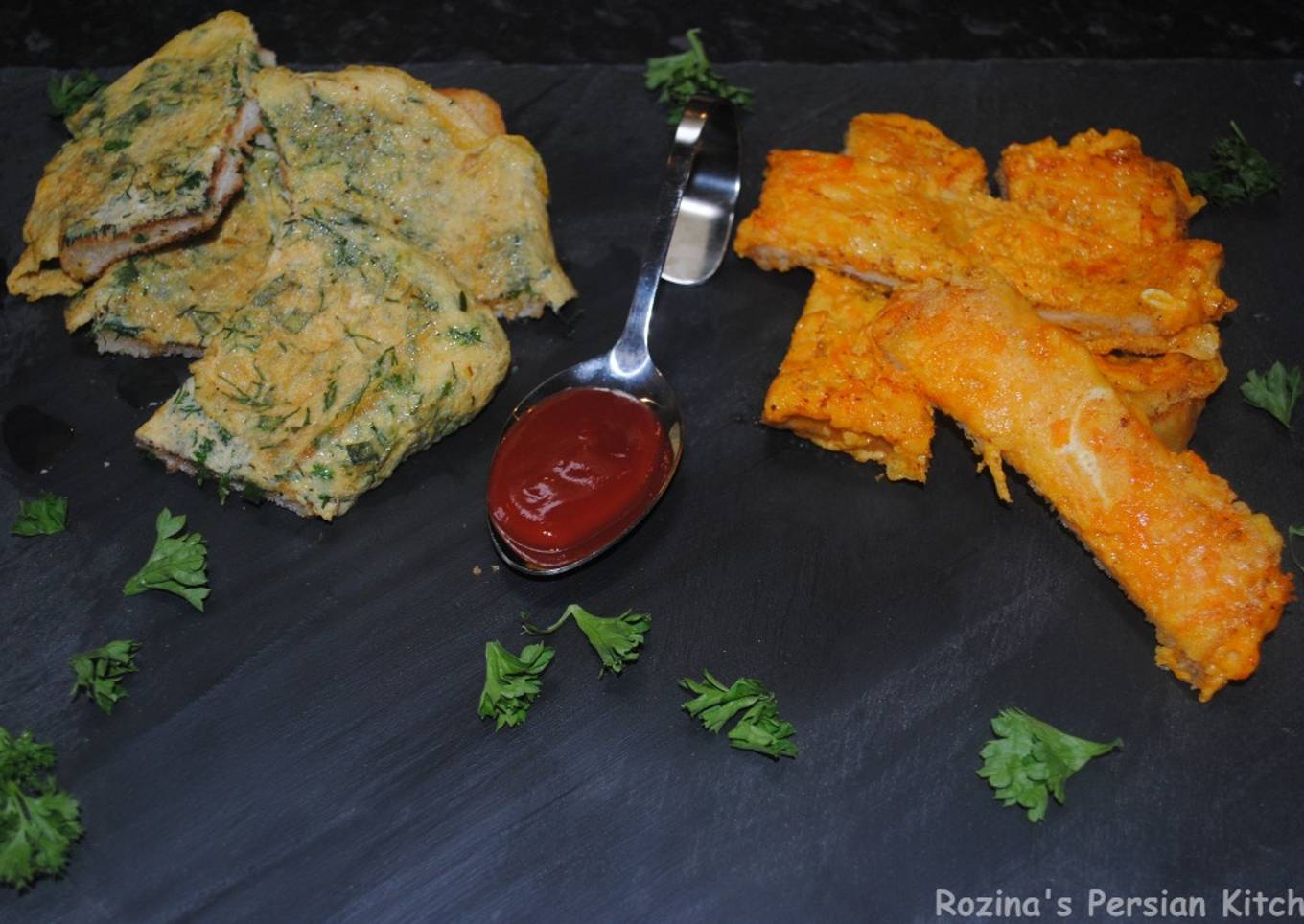 Toasted bread omelette with herbs / cheese