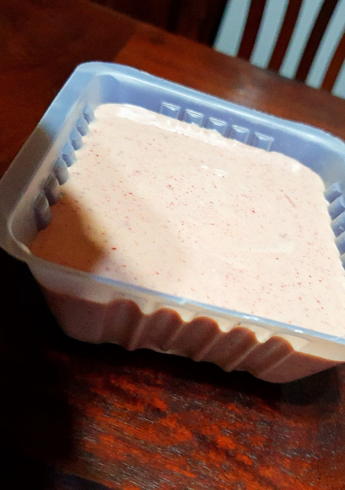 Una foto de Salsa roja para acompañar sándwiches de lomito o de bondiola
