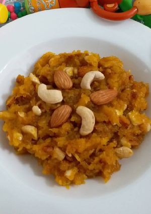 पम्पकिन हलवा (Pumpkin halwa recipe in hindi) रेसिपी मुख्य फोटो