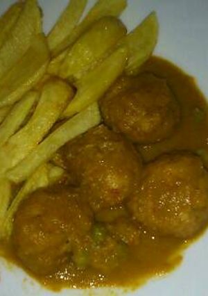 Una foto de Albóndigas, con un toque de sabor a roquefort