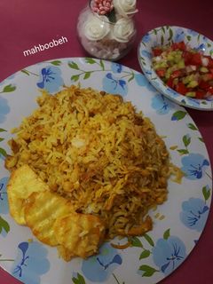 عکسی از دستور نخود پلو ترکیه (نوهوتلو پیلاو)😃 با سالاد شیرازی و ته دیگ دالبری