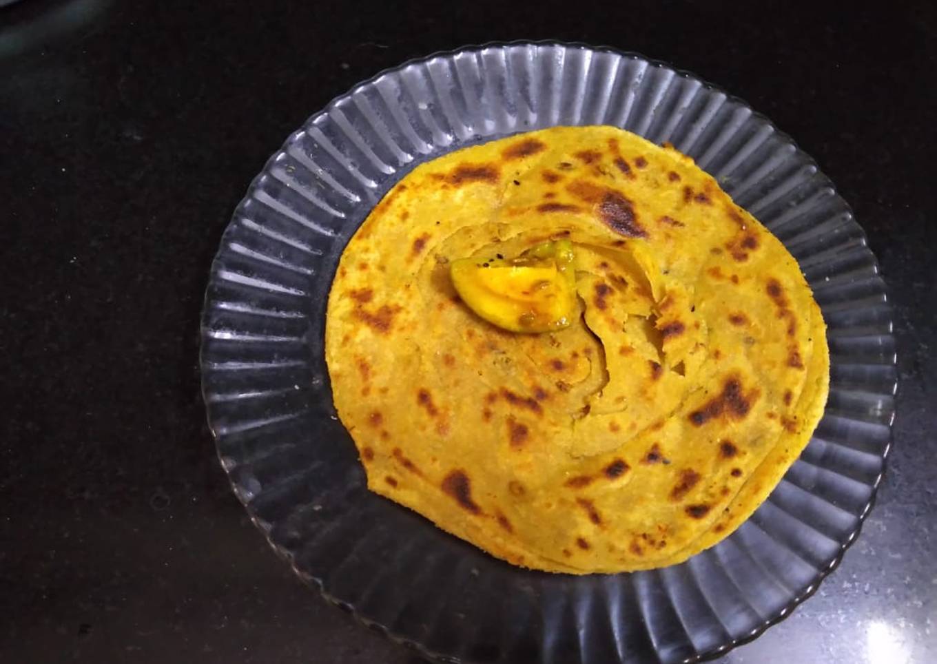 Besan paratha