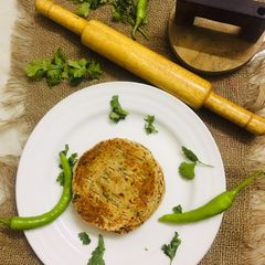 A picture of Biscuit bhakhri.