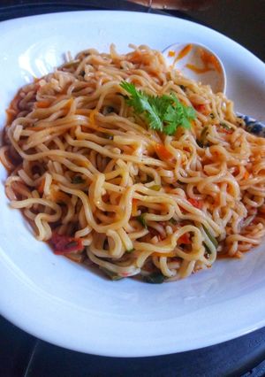 A picture of Noodle soup.