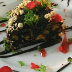 A picture of Digestive biscuits chocolate cake.