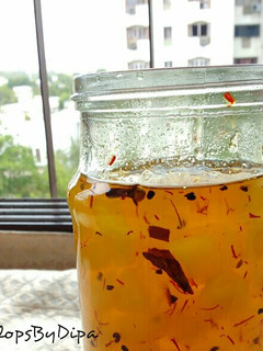 आम का मुरब्बा(Aam ka murbba recipe in Hindi) रेसिपी मुख्य फोटो