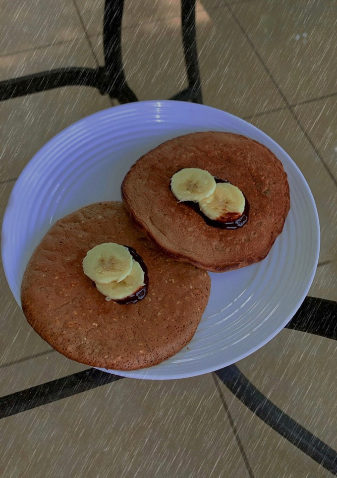 Una foto de Pancakes de avena y cocoa🥰